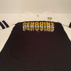 🏒Women’s Pittsburgh Penguins T-Shirt🏒